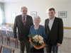 KULM: Maria Stangl feierte ihren 85. Geburtstag mit Bgm. Johann Weber und OV Jürgen Pree.